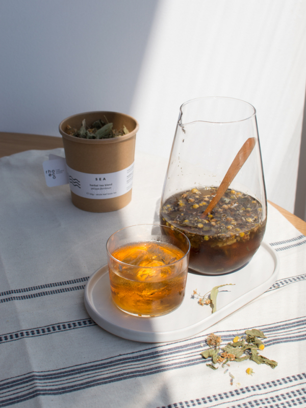 herbal tea cold brew tea sea